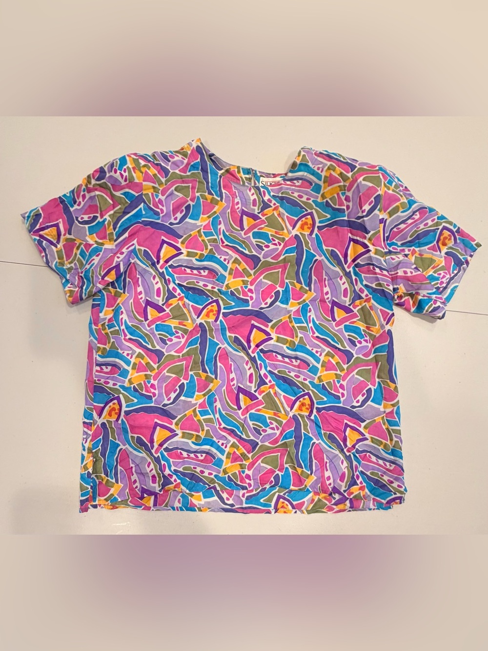 VINTAGE: SILKTIME | ladies abstract print silk blouse. Size: M